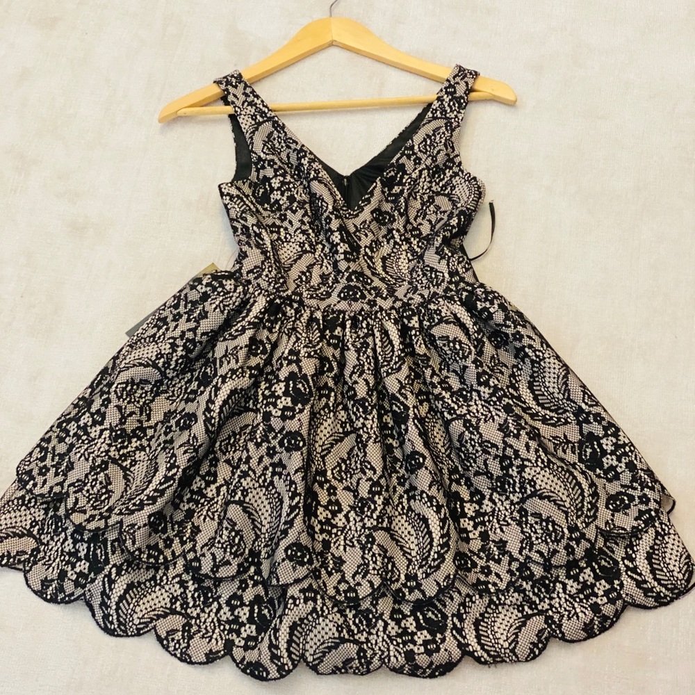 Bebe dress black/nude